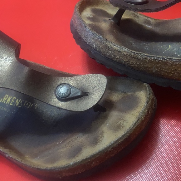 Birkenstock Gizeh birko-flor golden brown sandals. - Picture 11 of 12